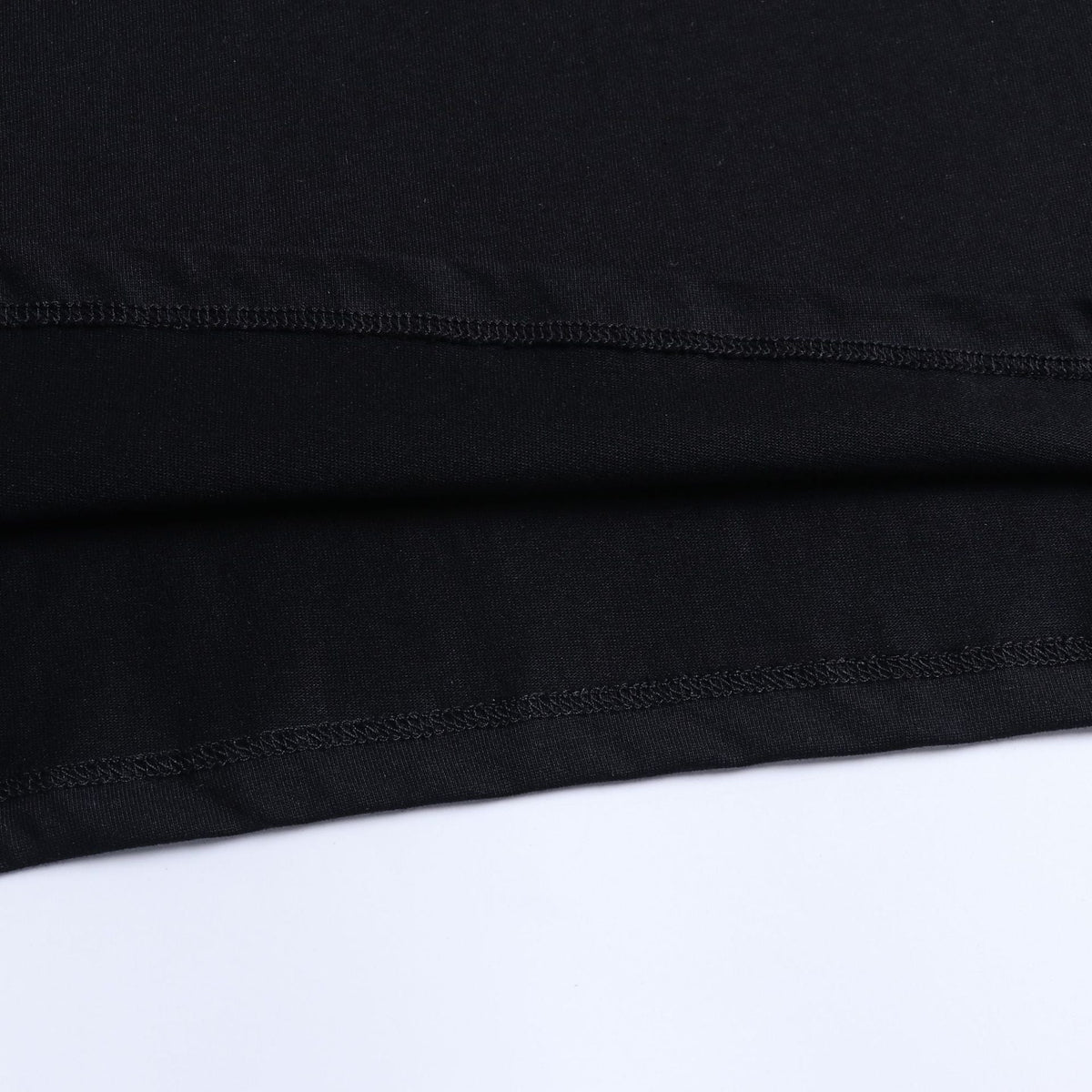 OFF-WHITE c/o Virgil Abloh™ Badge Graphic T-Shirt