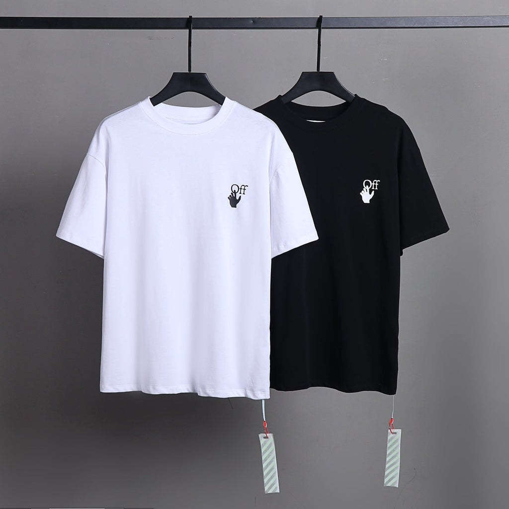 OFF-WHITE Spray Paint Arrow Graphic T-Shirt