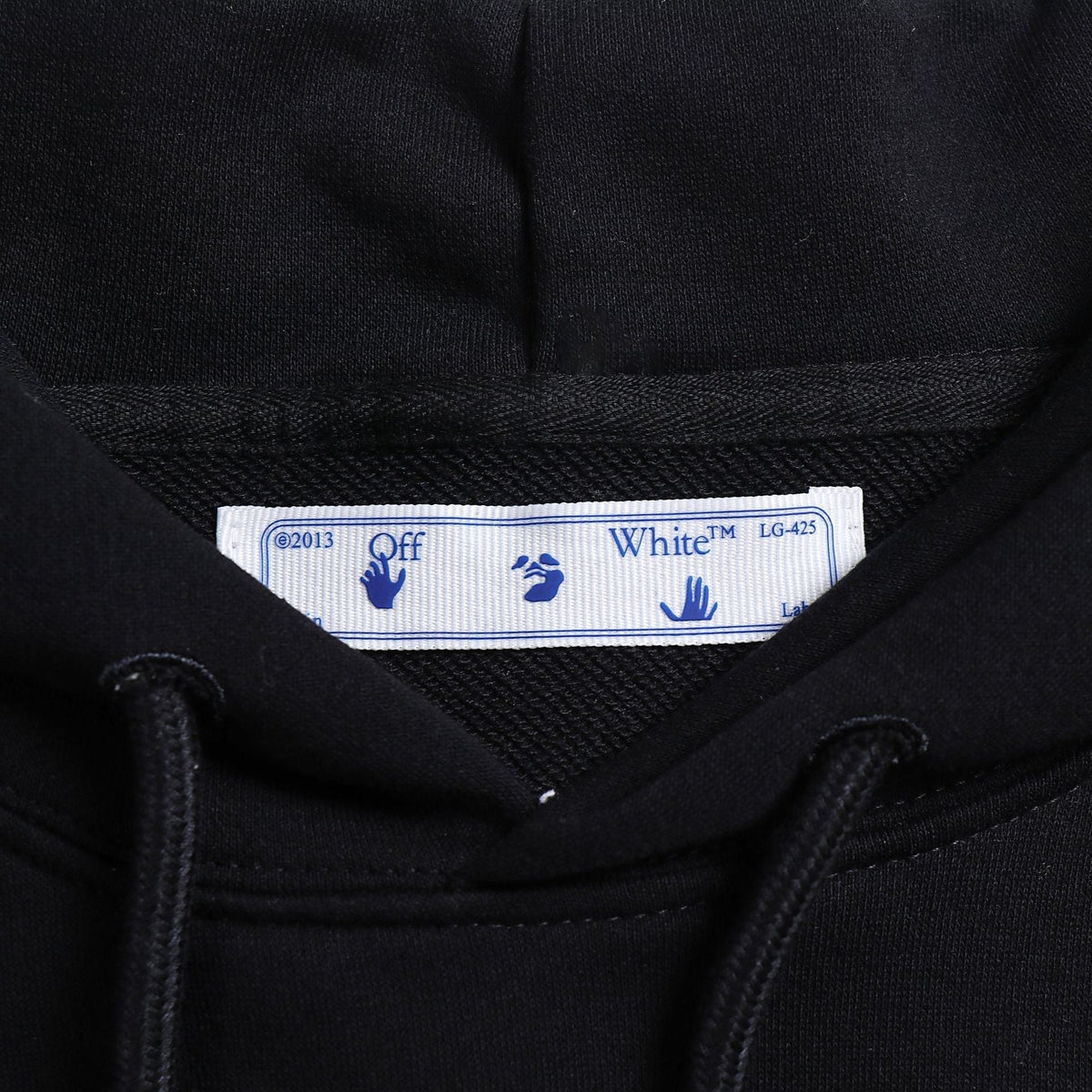 Off-White Chain Arrow Hoodie – Pullover Fleece