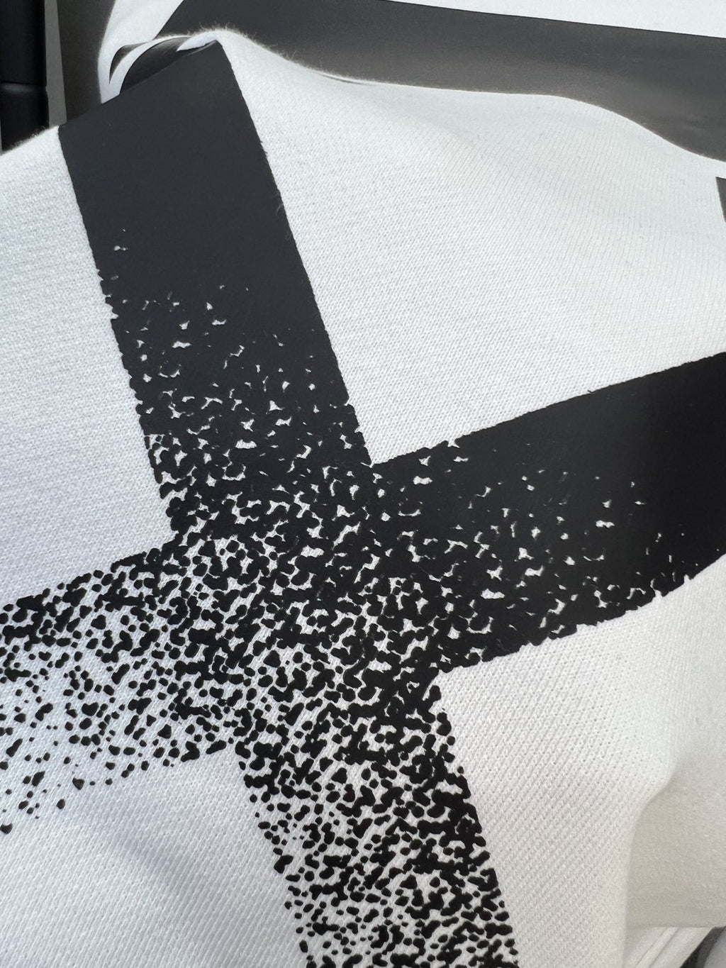Off-White Dégradé Arrows Crewneck Sweatshirt
