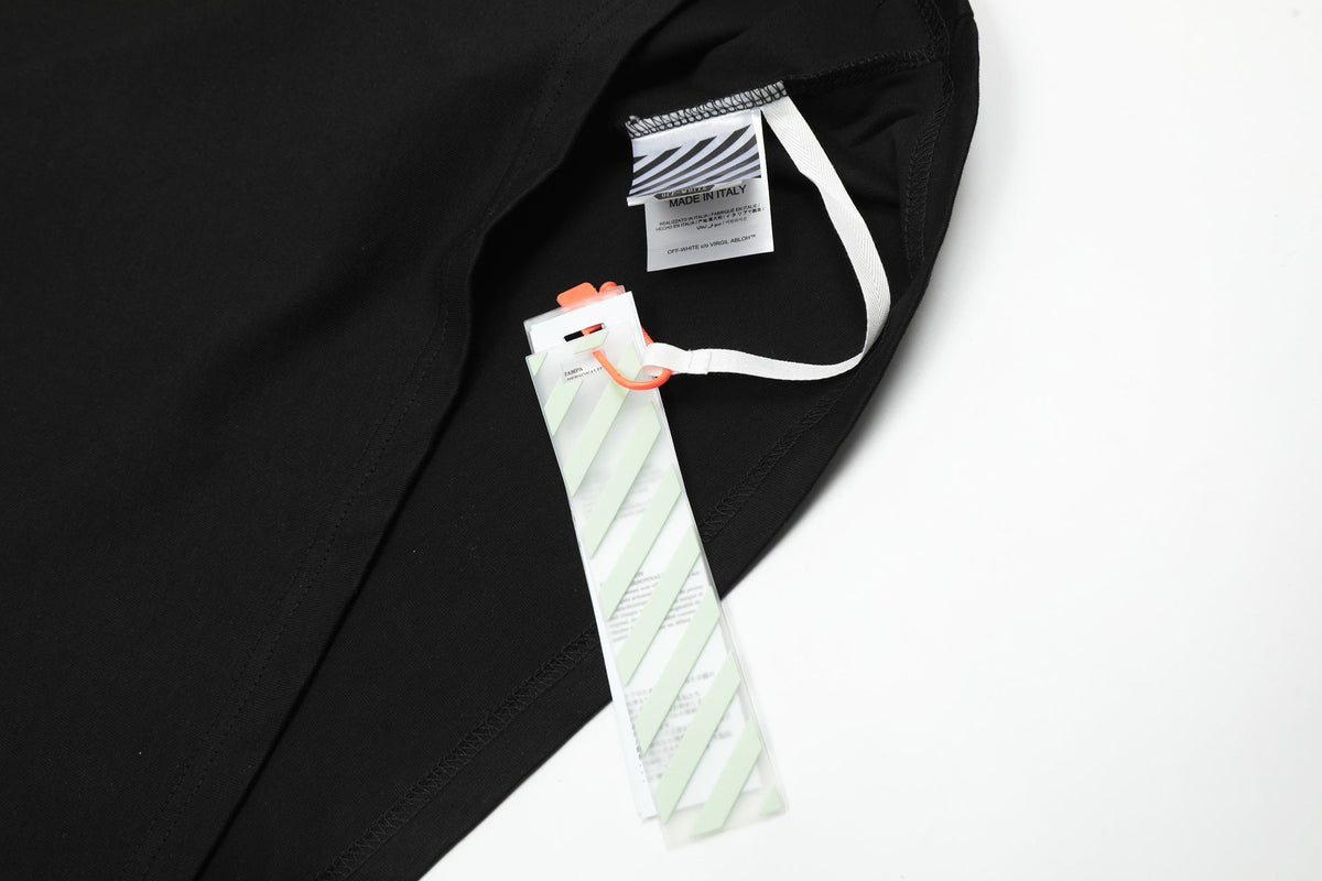 Off-White Alien Pattern T-Shirt