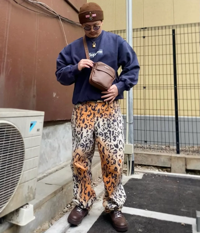 Supreme SS25 Washed Box Logo Sweatshirt